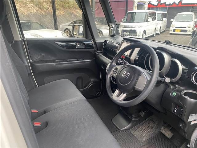 HONDA N BOX CUSTOM 2013 Image 31