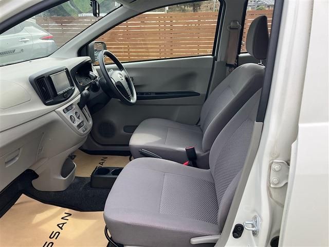 DAIHATSU MIRA E:S 2017 Image 31