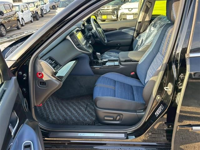 TOYOTA CROWN SEDAN 2016 Image 31