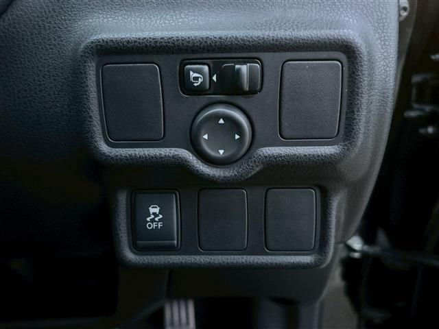 NISSAN NOTE 2015 Image 31