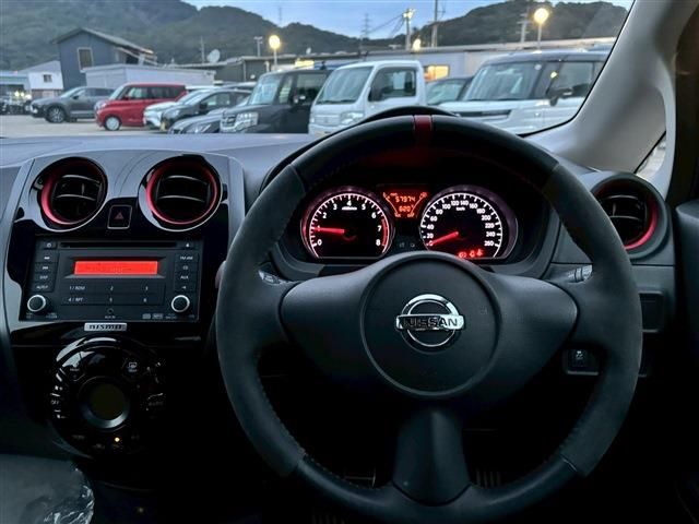 NISSAN NOTE 2015 Image 31