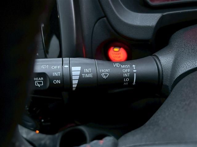 NISSAN NOTE 2015 Image 31