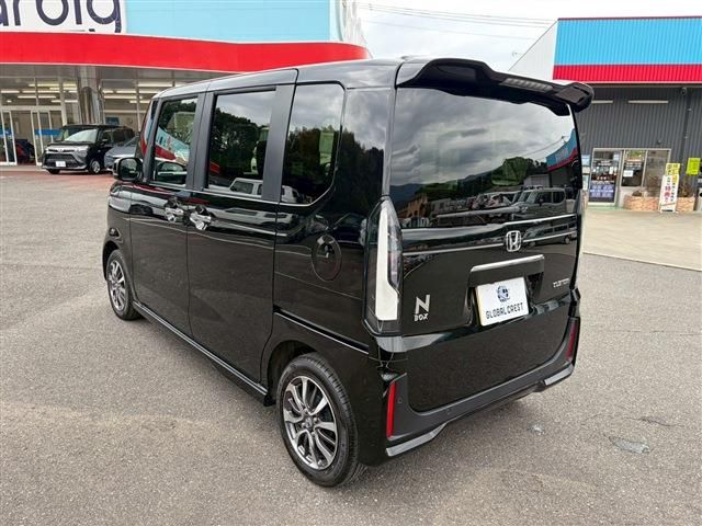HONDA N BOX CUSTOM 2024 Image 31