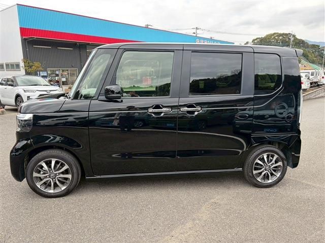 HONDA N BOX CUSTOM 2024 Image 31