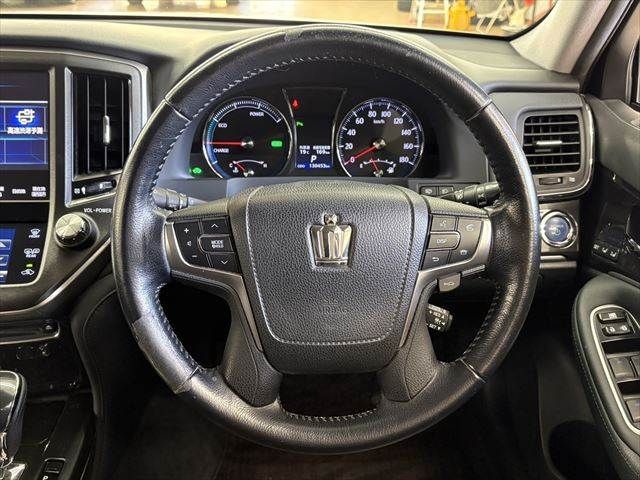 TOYOTA CROWN SEDAN HYBRID 2013 Image 31