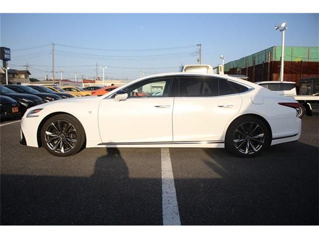 TOYOTA LEXUS LS500 2018 Image 31