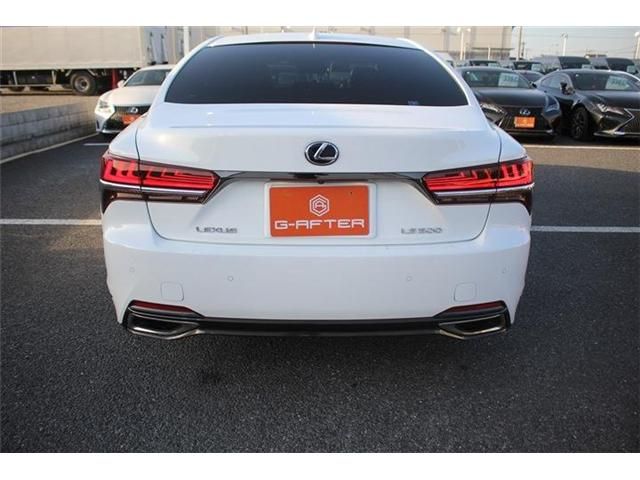 TOYOTA LEXUS LS500 2018 Image 31