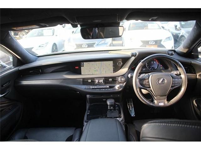 TOYOTA LEXUS LS500 2018 Image 31