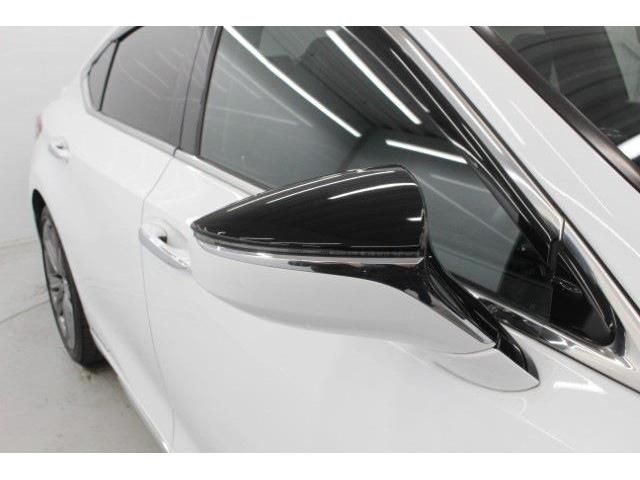 TOYOTA LEXUS ES300H 2020 Image 31