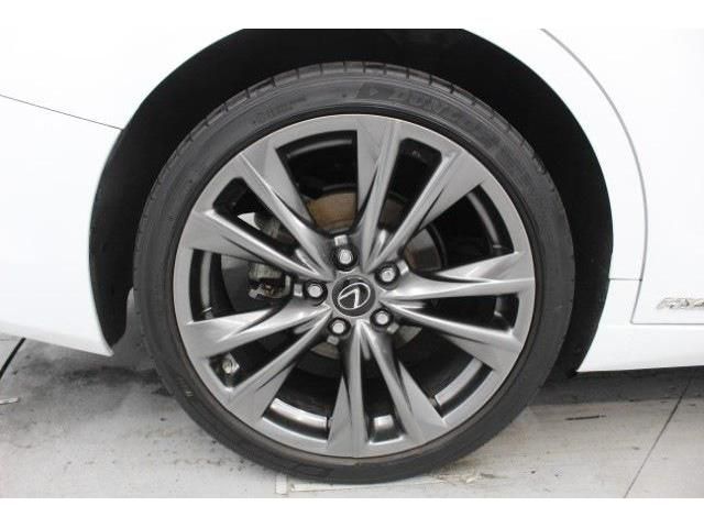 TOYOTA LEXUS ES300H 2020 Image 31