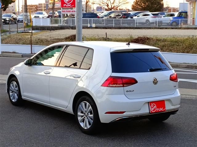 VOLKSWAGEN GOLF 2017 Image 31