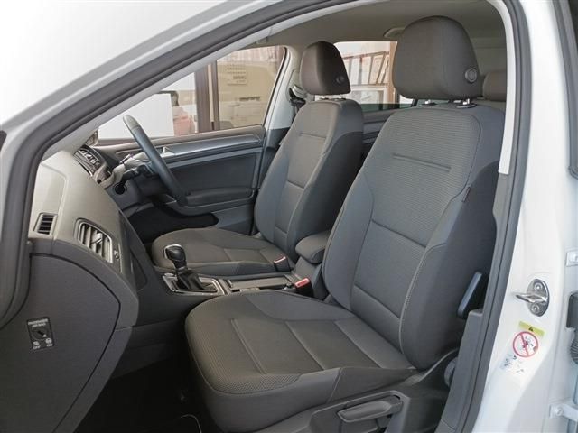 VOLKSWAGEN GOLF 2017 Image 31