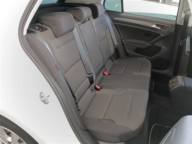 VOLKSWAGEN GOLF 2017 Image 31