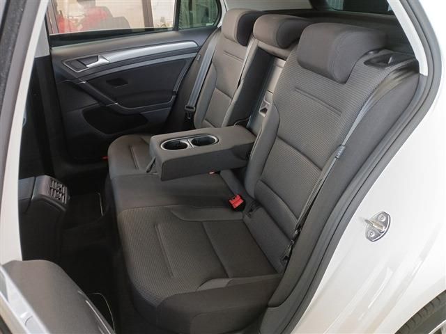 VOLKSWAGEN GOLF 2017 Image 31