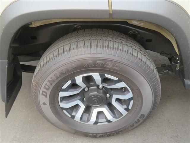 TOYOTA LANDCRUISER 70 2025 Image 31