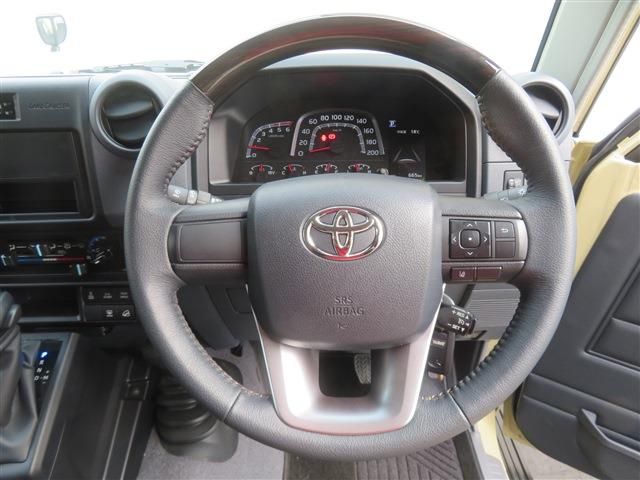 TOYOTA LANDCRUISER 70 2025 Image 31