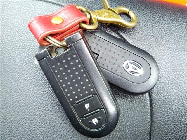 DAIHATSU CAST SPORT 2017 Image 31