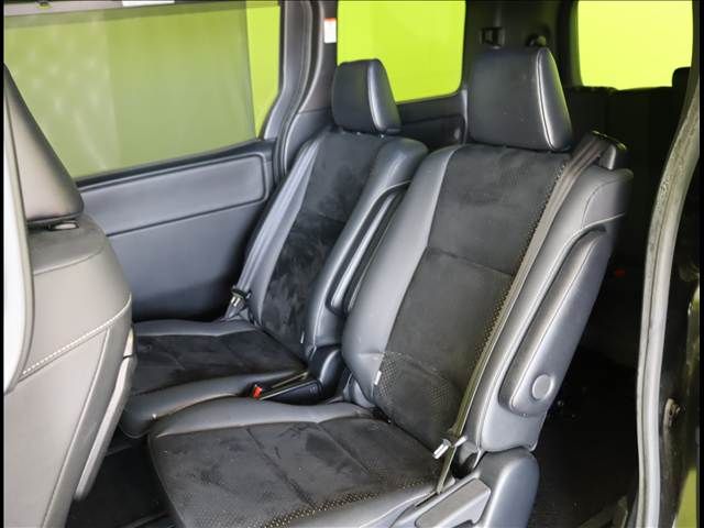 TOYOTA VOXY 2020 Image 31