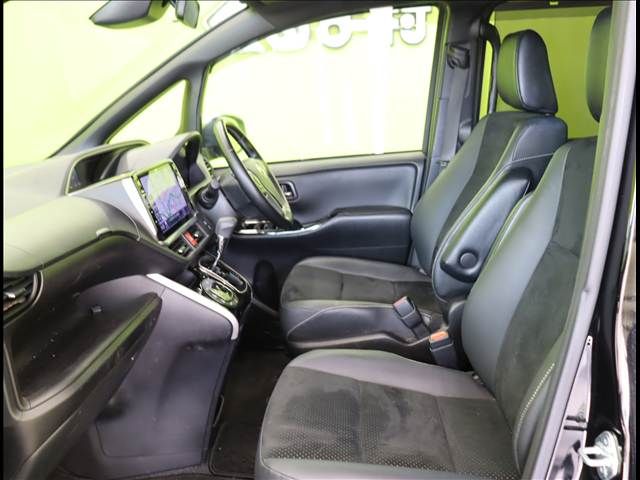 TOYOTA VOXY 2020 Image 31