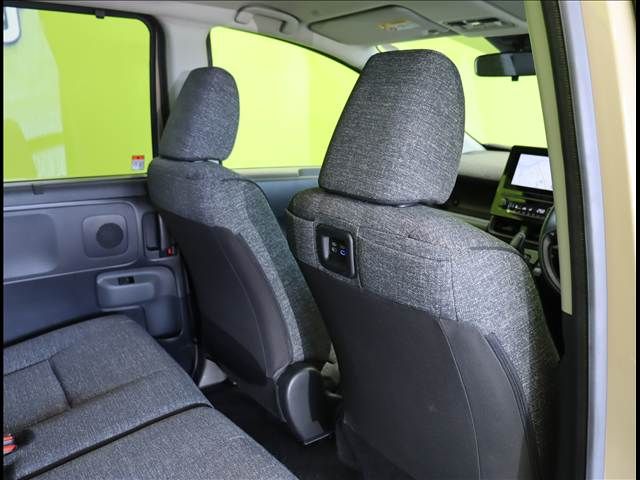 TOYOTA SIENTA HYBRID 2024 Image 31