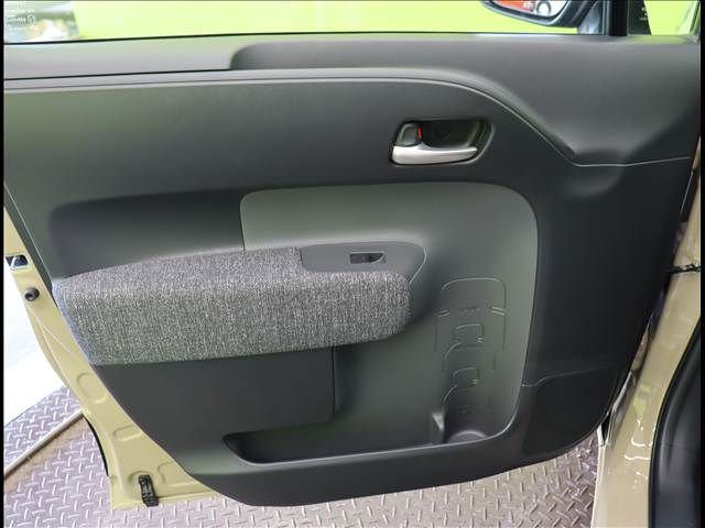 TOYOTA SIENTA HYBRID 2024 Image 31