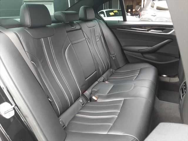 BMW 5SERIES SEDAN 2017 Image 31