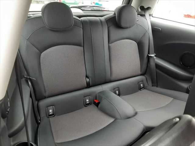 BMW MINI COOPER 2015 Image 31