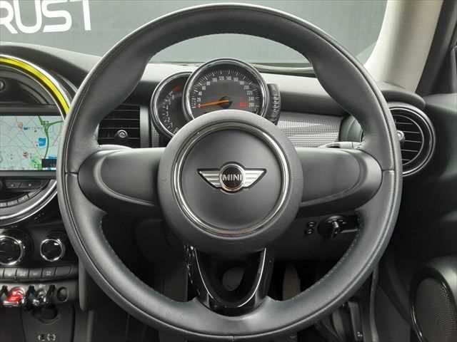 BMW MINI COOPER 2015 Image 31