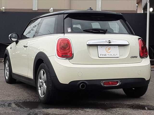 BMW MINI COOPER 2015 Image 31