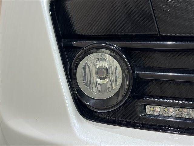 TOYOTA VITZ 2013 Image 31