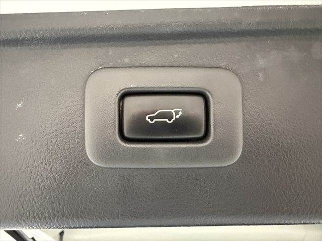 TOYOTA VELLFIRE  HYBRID 4WD 2012 Image 31