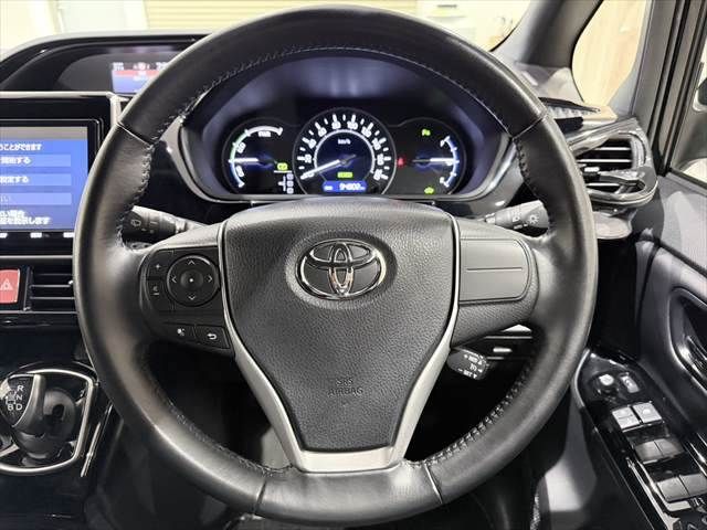 TOYOTA NOAH 2020 Image 31