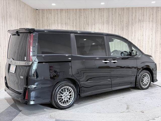 TOYOTA NOAH 2020 Image 31