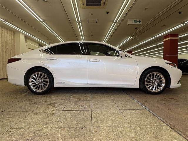 TOYOTA LEXUS ES300H 2021 Image 31