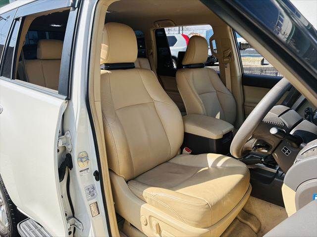 TOYOTA LANDCRUISER PRADO 2015 Image 31