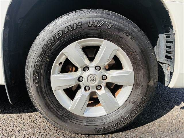 TOYOTA LANDCRUISER PRADO 2015 Image 31