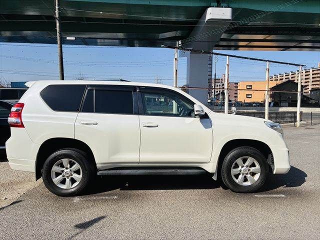 TOYOTA LANDCRUISER PRADO 2015 Image 31