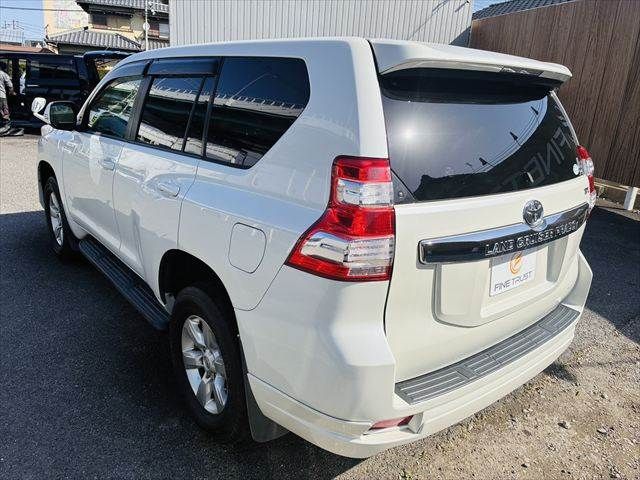 TOYOTA LANDCRUISER PRADO 2015 Image 31