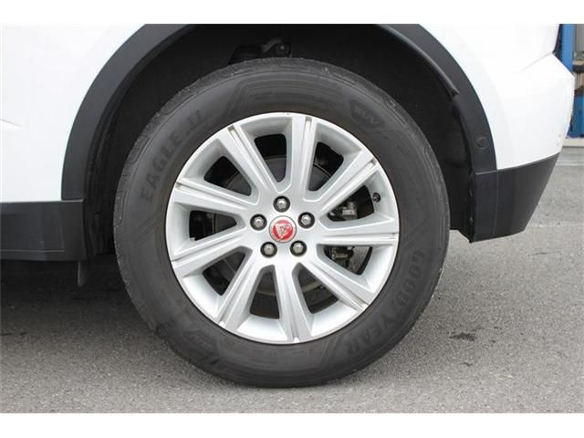 JAGUAR E-PACE 2018 Image 31