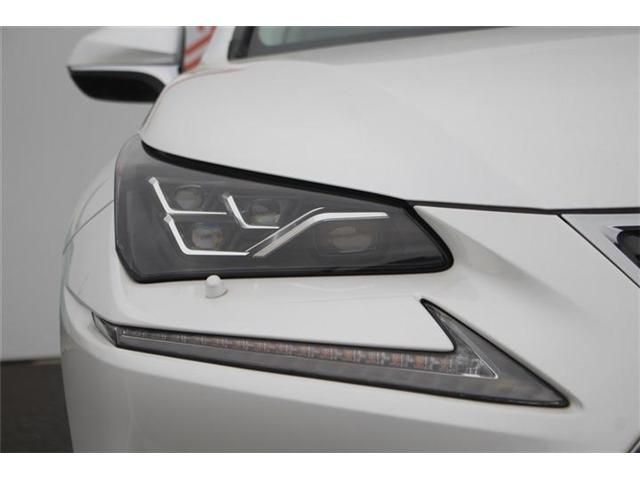 TOYOTA LEXUS NX300H 2018 Image 31