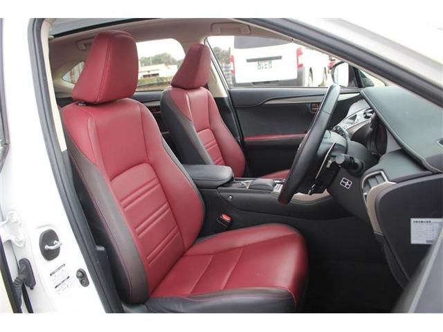 TOYOTA LEXUS NX300H 2018 Image 31