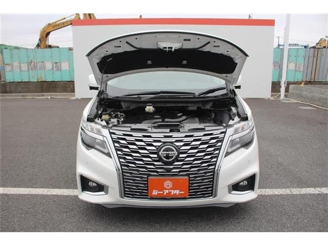 NISSAN ELGRAND 2021 Image 31