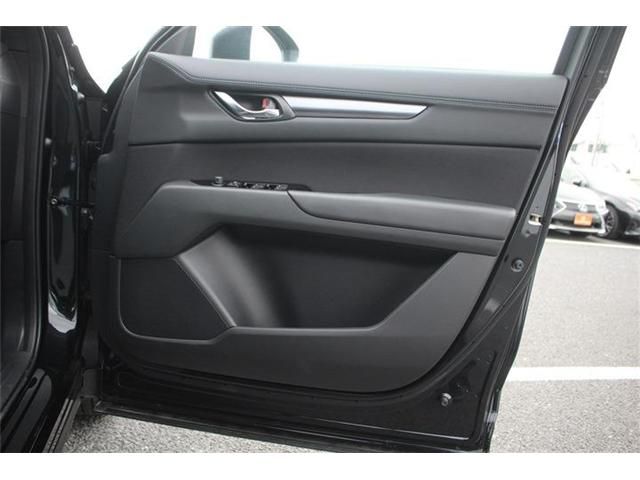 MAZDA CX-8 2023 Image 31