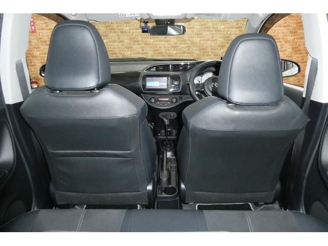 TOYOTA VITZ 2017 Image 31