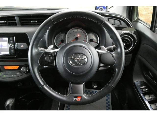 TOYOTA VITZ 2017 Image 31