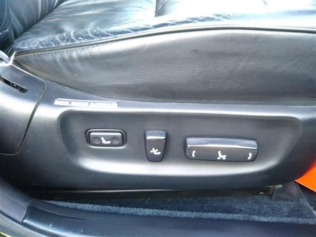 TOYOTA PROGRES 2000 Image 31