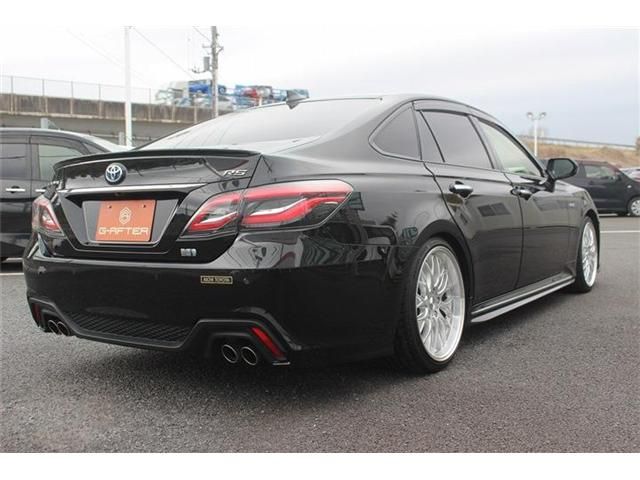 TOYOTA CROWN SEDAN HYBRID 2019 Image 31