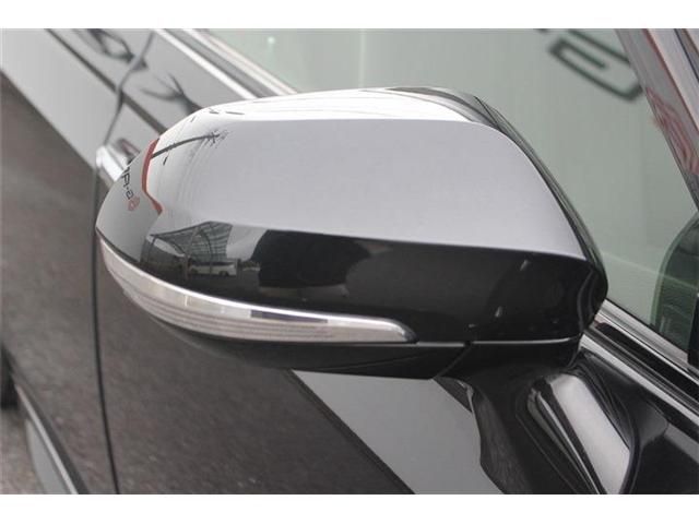 TOYOTA CROWN SEDAN HYBRID 2019 Image 31