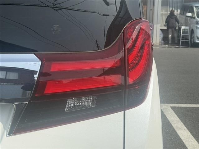 TOYOTA ALPHARD 2015 Image 31