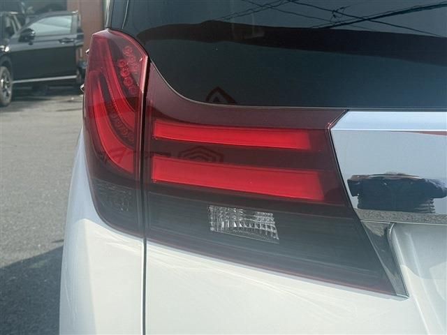 TOYOTA ALPHARD 2015 Image 31